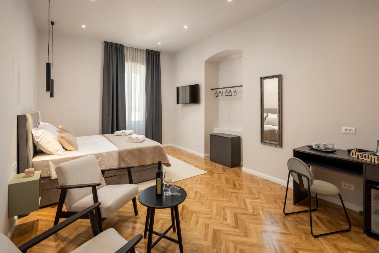 Boutique Lux Rooms Odello Split Old Town 外观 照片